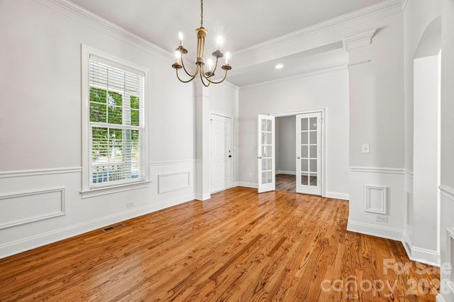 1001 Gainsborough Drive, Matthews, NC 28104