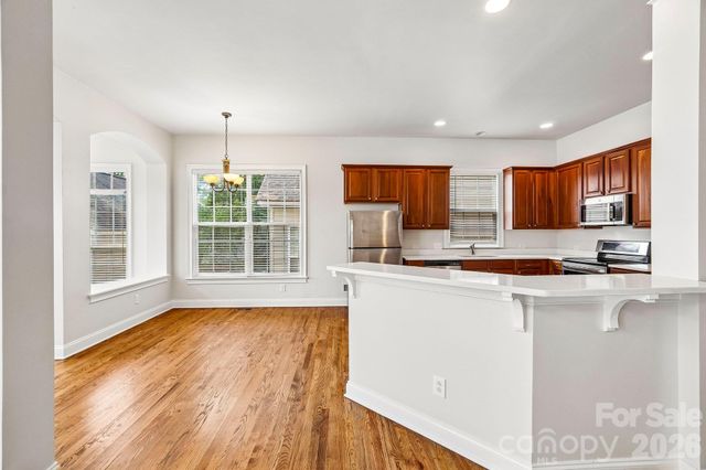 1001 Gainsborough Drive, Matthews, NC 28104