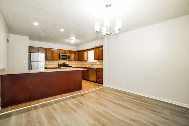 1668 Kildare Place, Columbus, OH 43228