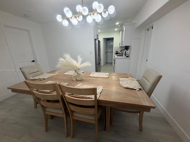 660 SW 30th Ter, Fort Lauderdale, FL 33312