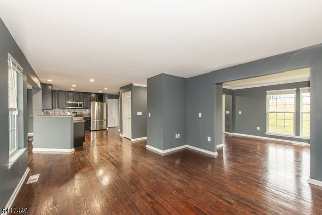 5 Sterling Dr, Wantage Twp., NJ 07461