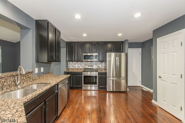 5 Sterling Dr, Wantage Twp., NJ 07461