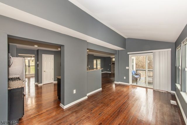 5 Sterling Dr, Wantage Twp., NJ 07461