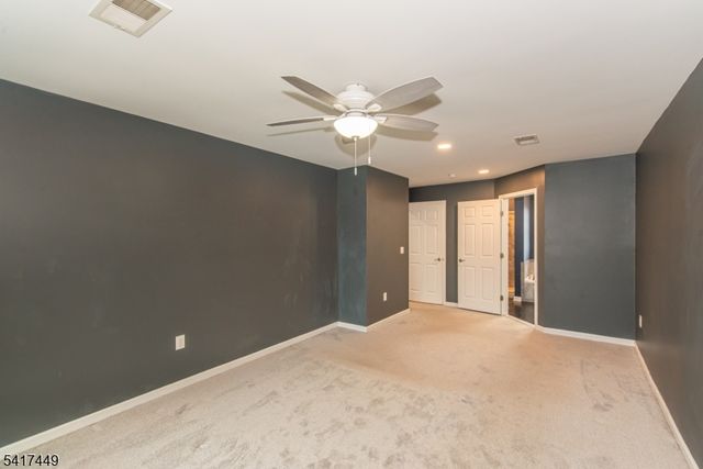 5 Sterling Dr, Wantage Twp., NJ 07461