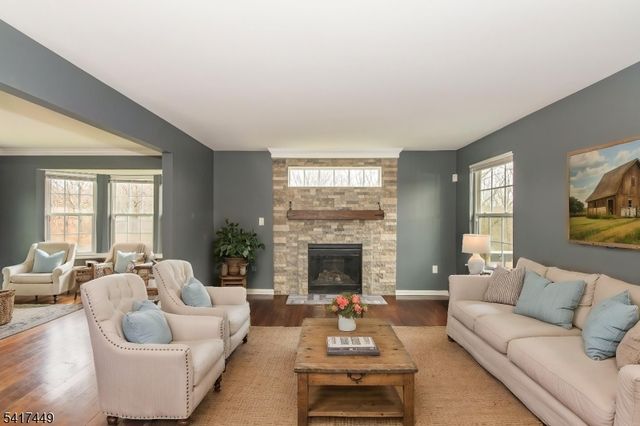 5 Sterling Dr, Wantage Twp., NJ 07461