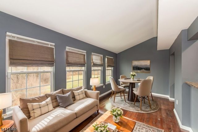 5 Sterling Dr, Wantage Twp., NJ 07461