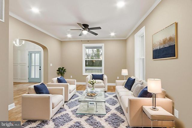 1911 HALETHORPE, Halethorpe, MD 21227