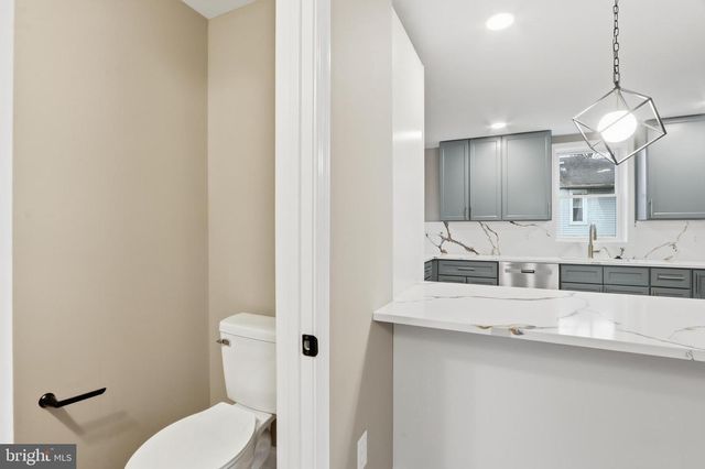 1911 HALETHORPE, Halethorpe, MD 21227