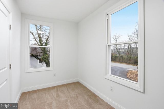 1911 HALETHORPE, Halethorpe, MD 21227