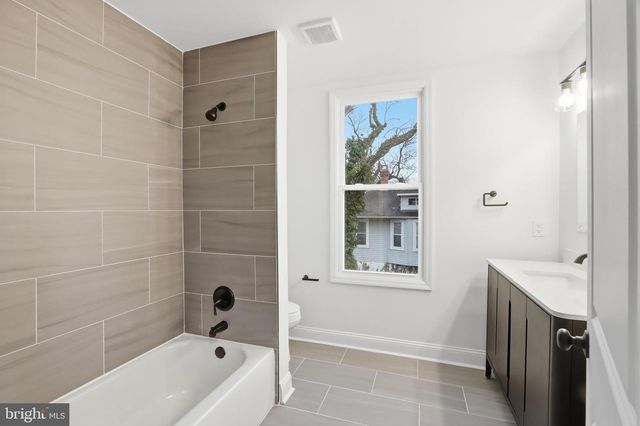 1911 HALETHORPE, Halethorpe, MD 21227