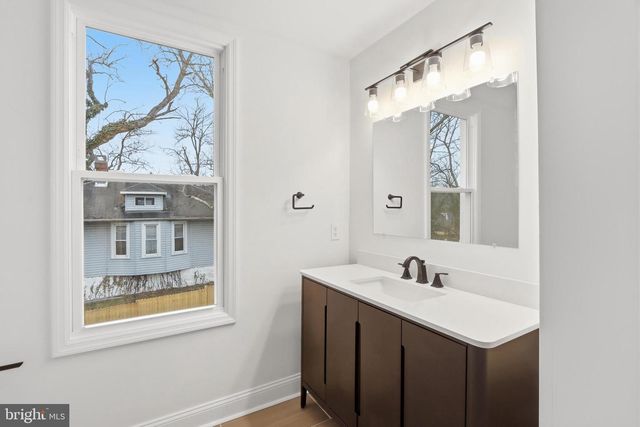 1911 HALETHORPE, Halethorpe, MD 21227