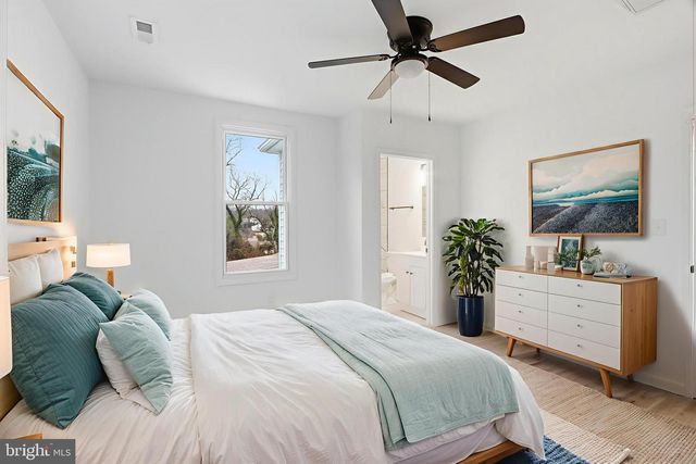 1911 HALETHORPE, Halethorpe, MD 21227