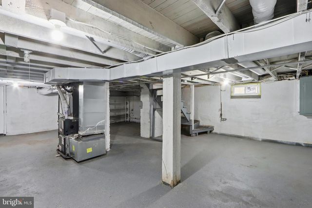 1911 HALETHORPE, Halethorpe, MD 21227