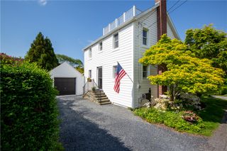 7 Maher Court, Newport, RI 02840