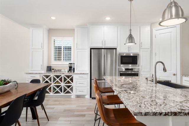 2825 London, The Colony, TX 75056