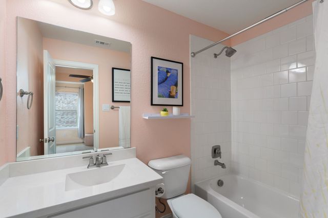 2825 London, The Colony, TX 75056