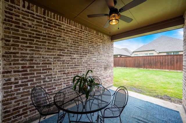 2825 London, The Colony, TX 75056