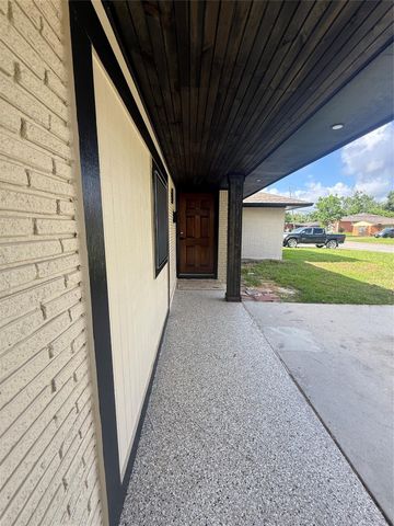 2115 Dewberry Lane, Pasadena, TX 77502