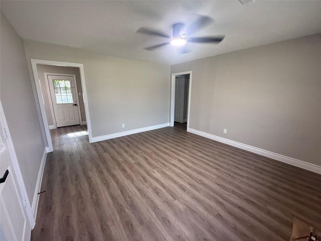 2115 Dewberry Lane, Pasadena, TX 77502