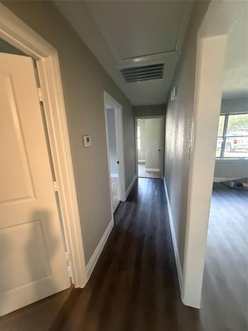 2115 Dewberry Lane, Pasadena, TX 77502