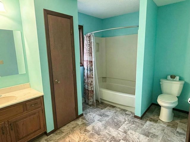 N8751 US HIGHWAY 53, Holmen, WI 54636