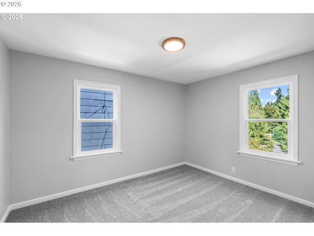 7776 Sw 5TH Ave, Portland, OR 97219