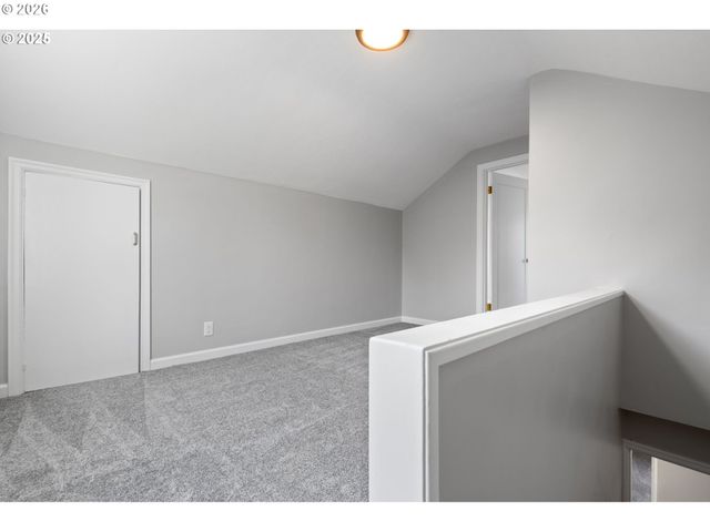 7776 Sw 5TH Ave, Portland, OR 97219