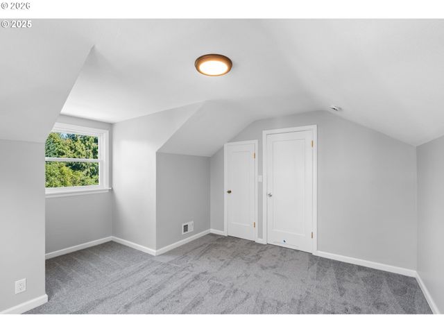 7776 Sw 5TH Ave, Portland, OR 97219