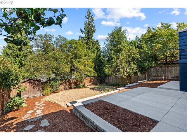 7776 Sw 5TH Ave, Portland, OR 97219