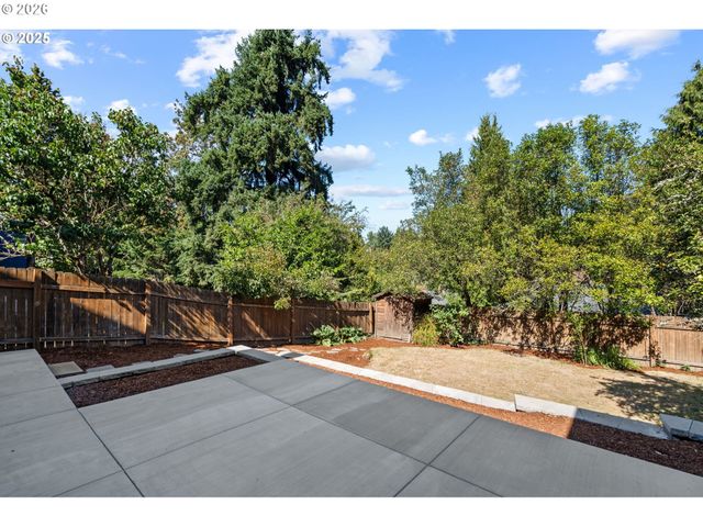 7776 Sw 5TH Ave, Portland, OR 97219