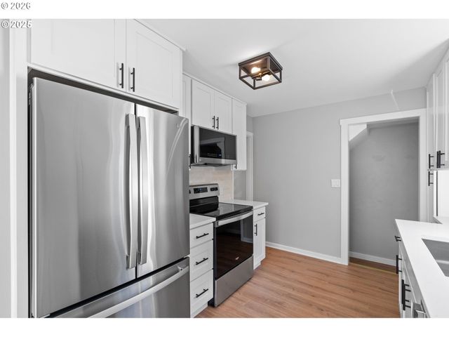 7776 Sw 5TH Ave, Portland, OR 97219