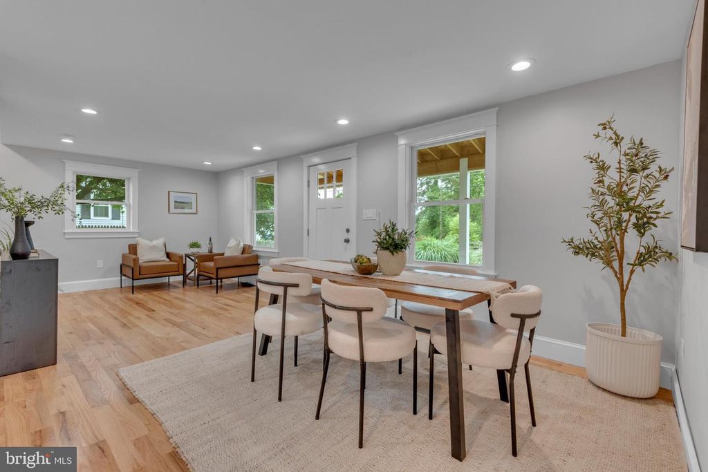 Image 2 of property listing at 2121 ALVIN AVE, Catonsville, MD 21228