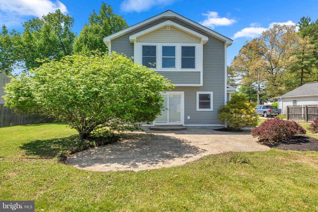 Image 31 of property listing at 2121 ALVIN AVE, Catonsville, MD 21228