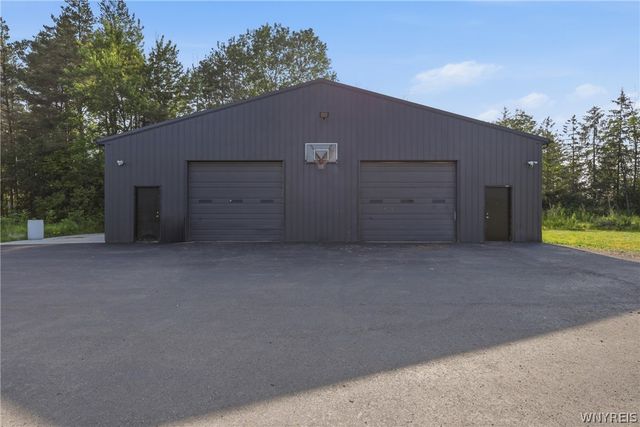 7041 Clinton Street 1, Elma, NY 14059