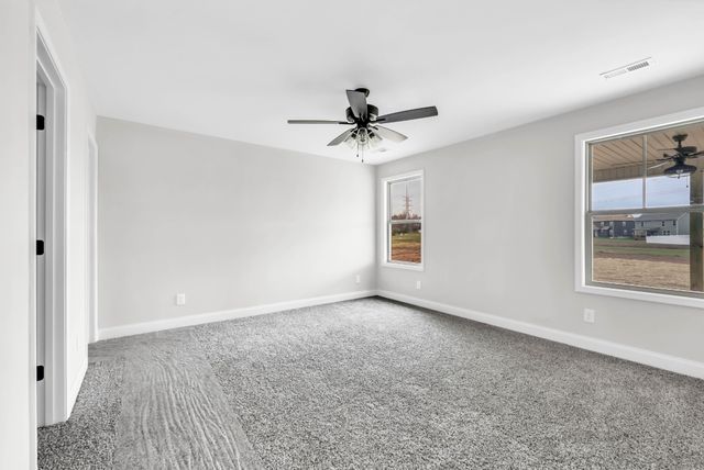 195 Quarry View Ct, Clarksville, TN 37043