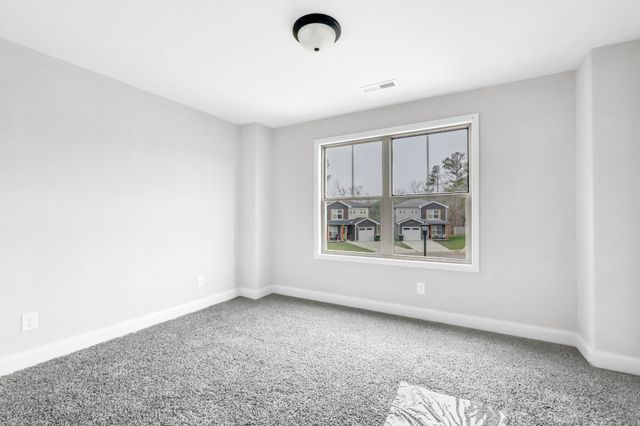 195 Quarry View Ct, Clarksville, TN 37043