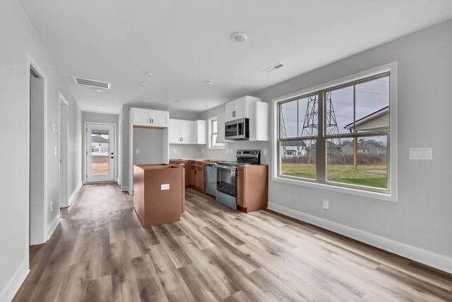 195 Quarry View Ct, Clarksville, TN 37043