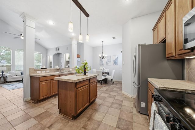 14403 N Coles Crossing Drive, Cypress, TX 77429