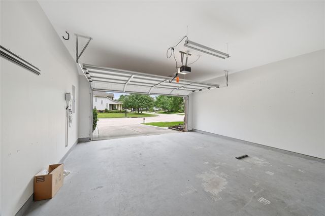 14403 N Coles Crossing Drive, Cypress, TX 77429