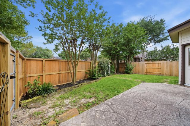 14403 N Coles Crossing Drive, Cypress, TX 77429