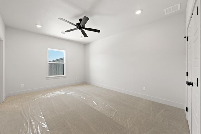 233 Glenview CIR, Belton, TX 76513