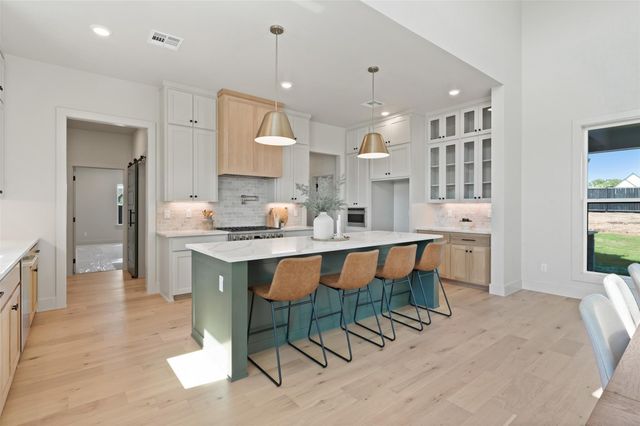 233 Glenview CIR, Belton, TX 76513