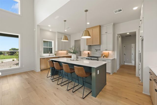 233 Glenview CIR, Belton, TX 76513