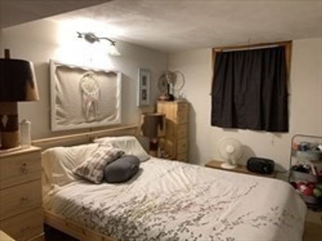 1092 Broadway 2, Somerville, MA 02144