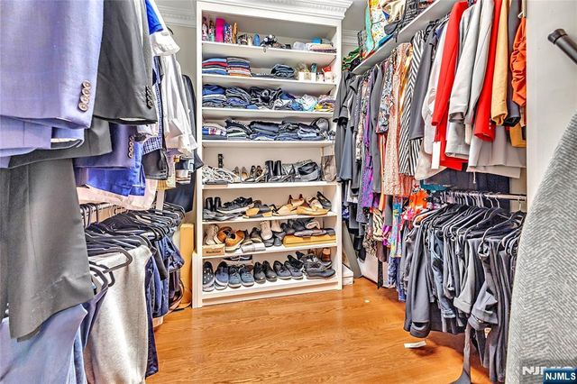 65 S Mountain Avenue, Montclair, NJ 07042
