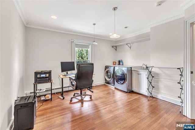 65 S Mountain Avenue, Montclair, NJ 07042