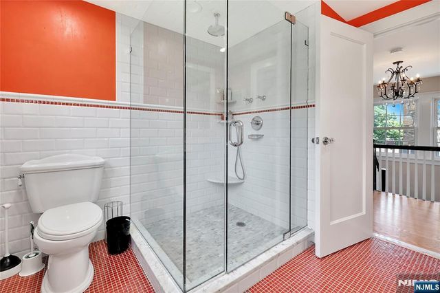 65 S Mountain Avenue, Montclair, NJ 07042