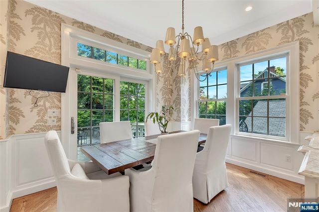 65 S Mountain Avenue, Montclair, NJ 07042
