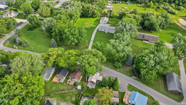 3935 E Parses Road, Monticello, IN 47960