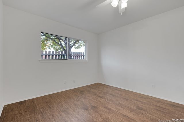 600 Gentleman Rd Apt 2, Balcones Heights, TX 78201